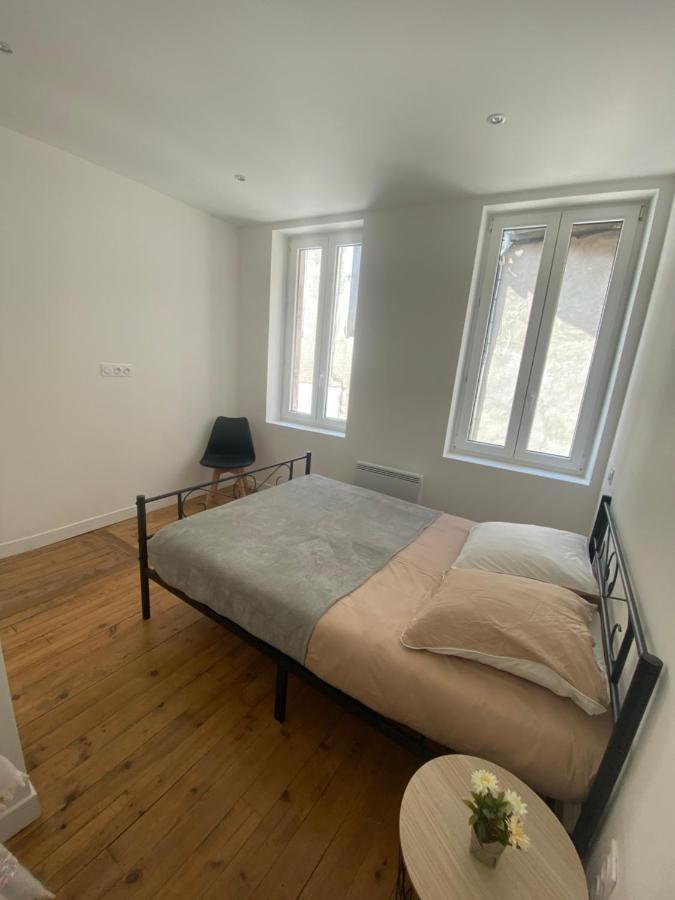 Logement Tout Equipe Layrac Exteriör bild