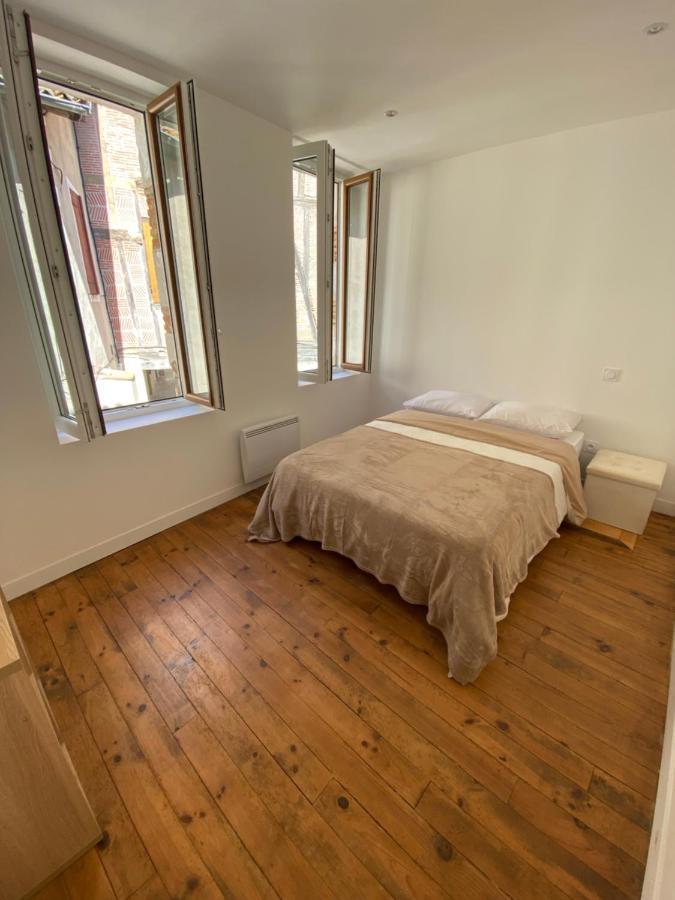 Logement Tout Equipe Layrac Exteriör bild